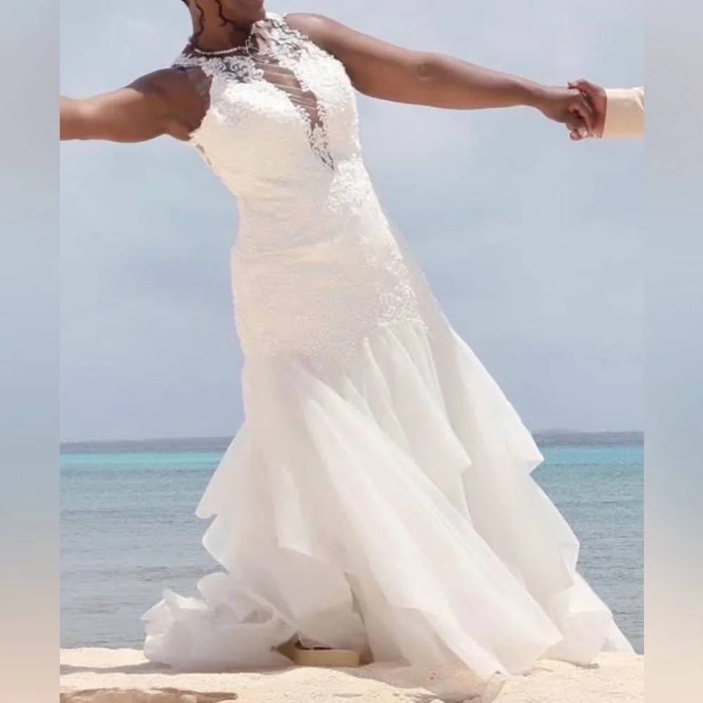 Maggie Sottero Ivory Mermaid Wedding Gown - Picture 8 of 9